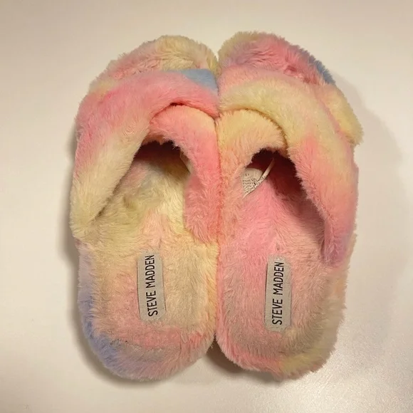 Steve Madden Pastel Fuzzy Slippers - Picture 4 of 6